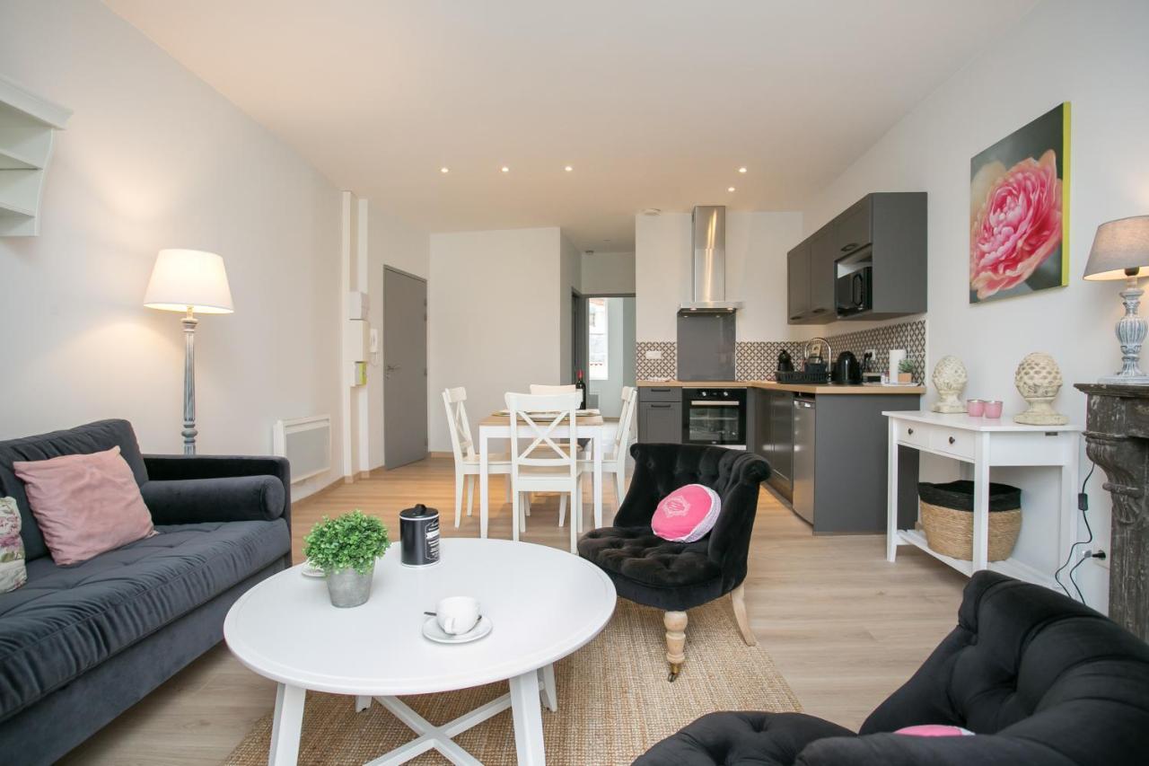 Appartamento Logis Des Halles Du Coderc Périgueux Esterno foto